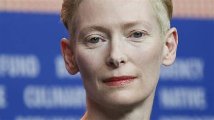 
Katherine Matilda Swinton Height, Weight, Net Worth, Age, Birthday, Wikipedia, Who, Nationality, Biography 