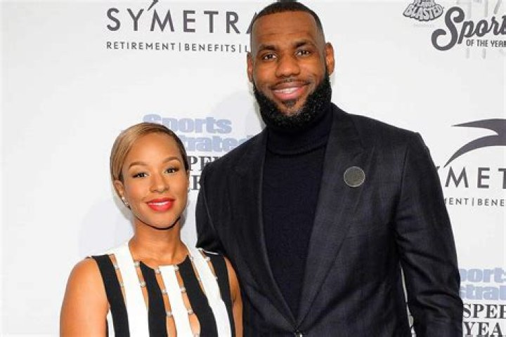 Savannah James Height, Age, Husband, Biography, Wiki, Net Worth
